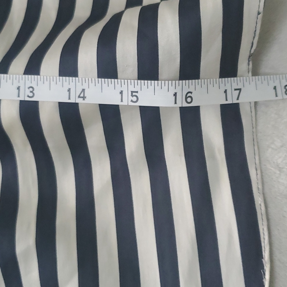 H&M Mini Skirt - Picture 8 of 8